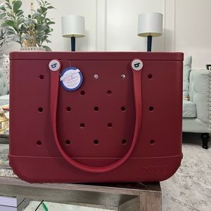 BURGUNDY XL BOGG BAG